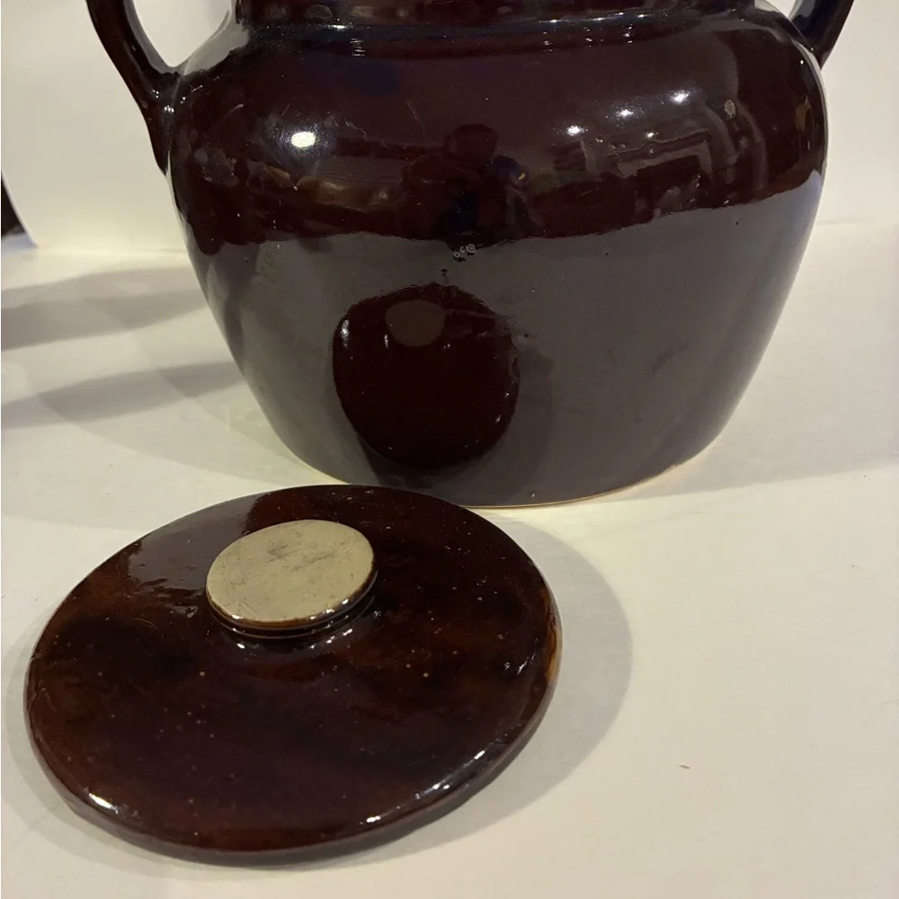 USA Pottery VTG Brown Glaze Bean Pot W/ Lid  Ceramic Soup Tureen Loop Handles